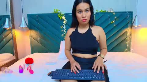 Nataly  online show from March 1, 2025, 12:01 pm