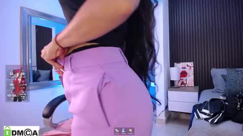 natasha online show from September 24, 2025, 2:42 pm