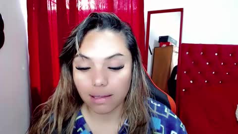 Snapshot of natasha__magics chatting on November 6, 2025, 9:59 pm natasha__magics online show from November 6, 2025, 9:59 pm