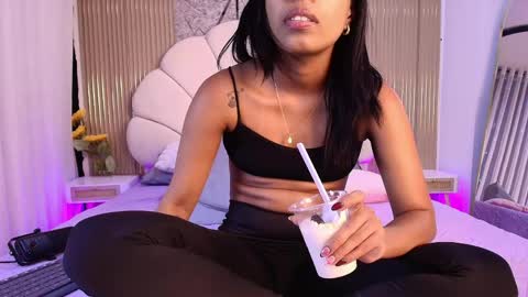 Natasha online show from April 16, 2026, 7:36 pm