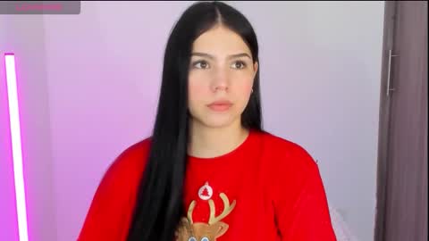 Natalia online show from December 4, 2025, 7:44 pm