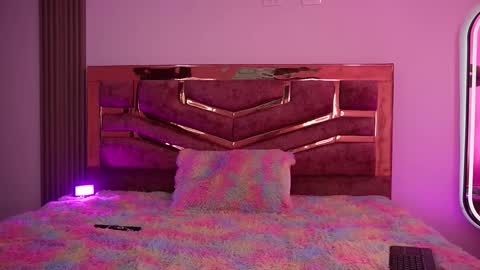 Natasha Vesper  online show from January 12, 2026, 7:19 pm