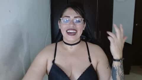 Natasha Smithe  online show from January 7, 2026, 2:25 am