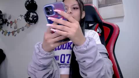 Snapshot of natashax_hot chatting on October 17, 2025, 10:01 pm Natashax online show from October 17, 2025, 10:01 pm