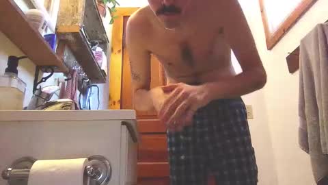 Snapshot of nateless chatting on October 24, 2025, 7:32 pm Nate online show from October 24, 2025, 7:32 pm