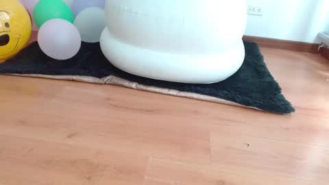 nath_dawson online show from February 24, 2025, 4:15 pm