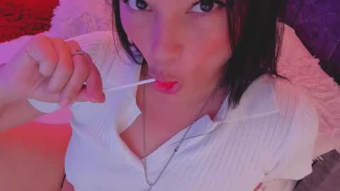 Snapshot of nathalia_evans chatting on November 12, 2025, 1:50 am Nataly independent model dont forget to leave your like that will help me grow as a model online show from November 12, 2025, 1:50 am