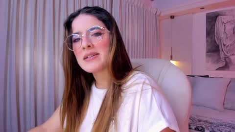 NATHALIE online show from April 10, 2026, 11:15 am