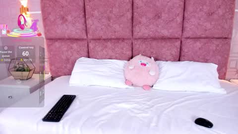 Nathalie Ross online show from January 8, 2026, 11:07 pm