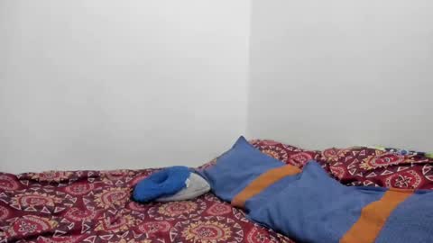 Nathaly online show from March 5, 2025, 11:49 pm