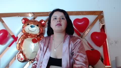 nathaly low online show from February 17, 2026, 12:56 pm