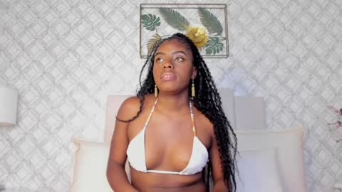 Nathaly online show from February 4, 2025, 10:24 pm