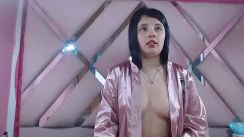 Snapshot of nathaly_sweet23 chatting on February 5, 2025, 9:46 am Nathaly sweet online show from February 5, 2025, 9:46 am