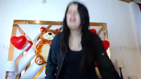 Nathaly sweet online show from February 18, 2026, 12:45 pm