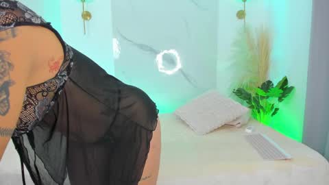 Snapshot of nathassa_grant_ chatting on May 6, 2026, 11:15 am Natha online show from May 6, 2026, 11:15 am