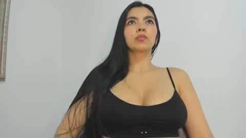 Snapshot of nathyy_garcia chatting on October 29, 2025, 3:20 am Nathyy online show from October 29, 2025, 3:20 am