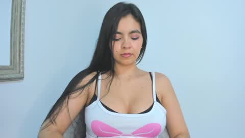 Snapshot of nathyy_garcia chatting on October 30, 2025, 3:52 am Nathyy online show from October 30, 2025, 3:52 am