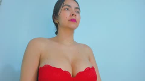 Snapshot of nathyy_garcia chatting on November 19, 2025, 4:12 am Nathyy online show from November 19, 2025, 4:12 am