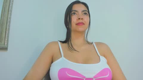 Snapshot of nathyy_garcia chatting on November 25, 2025, 4:56 am Nathyy online show from November 25, 2025, 4:56 am