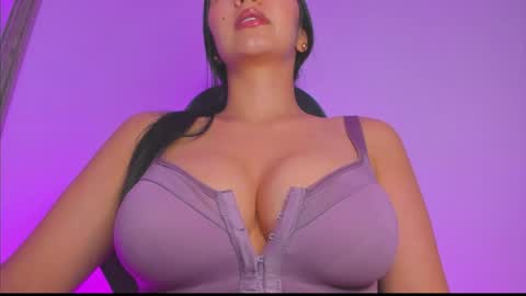 Snapshot of nathyy_garcia chatting on May 19, 2026, 2:40 am Nathyy online show from May 19, 2026, 2:40 am