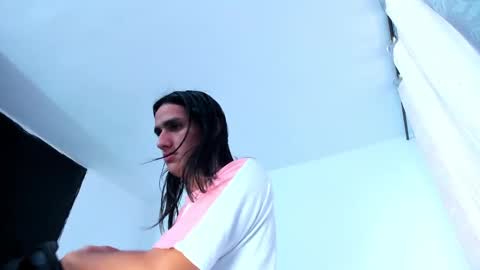 Snapshot of nati_sm chatting on February 8, 2025, 12:17 pm Nati online show from February 8, 2025, 12:17 pm