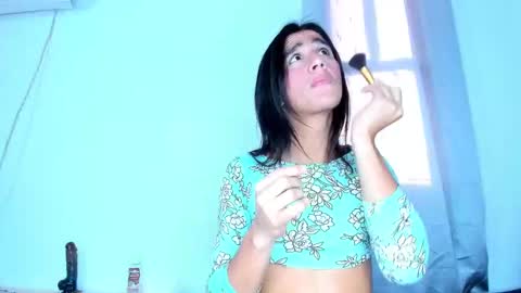 Snapshot of nati_sm chatting on February 11, 2025, 12:16 pm Nati online show from February 11, 2025, 12:16 pm