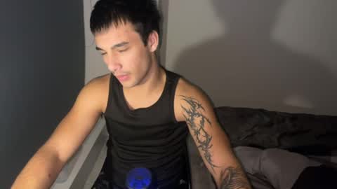 native_boy2 online show from April 23, 2026, 2:52 pm