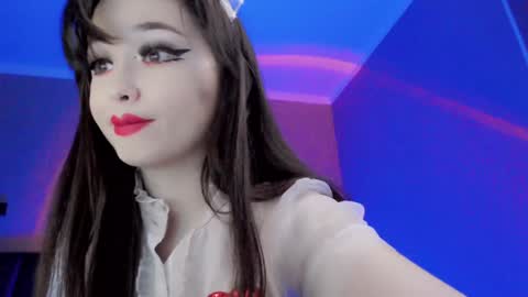 natsumi18 online show from February 7, 2025, 7:50 am