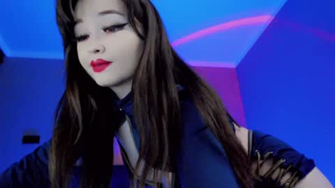 natsumi18 online show from February 8, 2025, 7:48 am