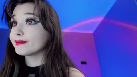 natsumi18 online show from February 12, 2025, 7:44 am