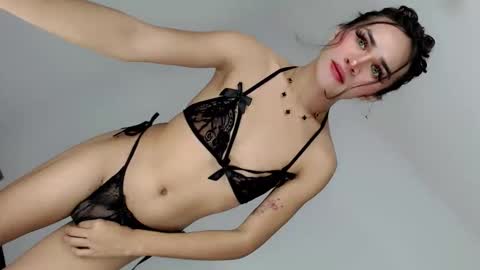 Nathalie smith online show from March 16, 2026, 2:43 pm