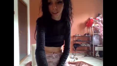 Chloe online show from May 12, 2026, 1:52 pm