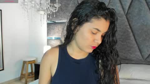 Naty online show from April 30, 2026, 11:49 am