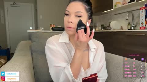 NATTY FIERROS online show from February 18, 2025, 9:31 pm