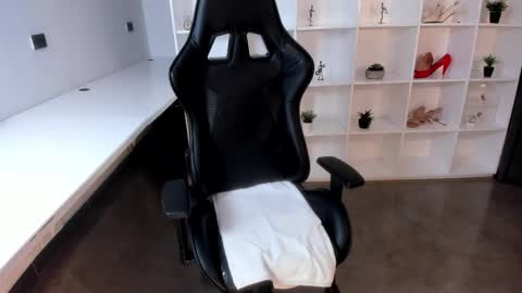 Jazmin Bigboobs online show from April 5, 2026, 11:40 am