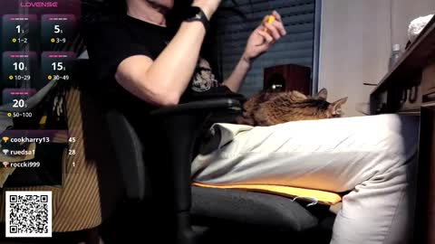 Nature online show from November 21, 2025, 9:57 pm