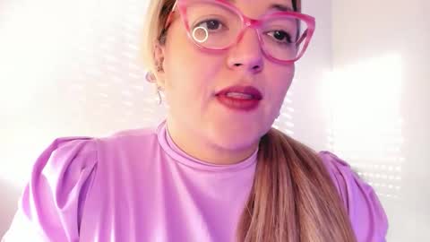Snapshot of naty__mature_ chatting on November 20, 2025, 8:47 am Nataly online show from November 20, 2025, 8:47 am