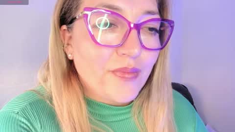 Snapshot of naty__mature_ chatting on April 25, 2026, 6:16 pm Nataly online show from April 25, 2026, 6:16 pm
