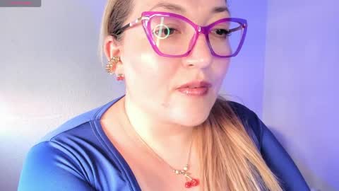 Snapshot of naty__mature_ chatting on April 27, 2026, 5:00 pm Nataly online show from April 27, 2026, 5:00 pm