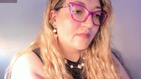 Snapshot of naty__mature_ chatting on April 30, 2026, 5:19 pm Nataly online show from April 30, 2026, 5:19 pm