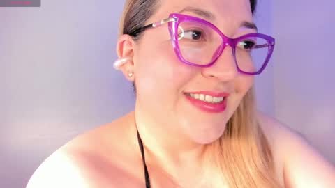 Snapshot of naty__mature_ chatting on May 31, 2026, 6:31 pm Nataly online show from May 31, 2026, 6:31 pm