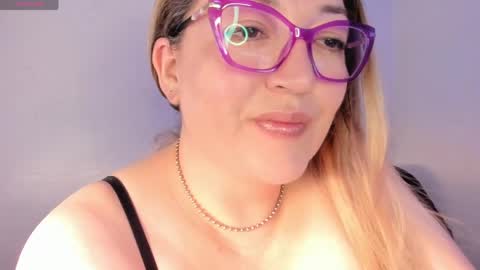 Snapshot of naty__mature_ chatting on June 9, 2026, 6:41 pm Nataly online show from June 9, 2026, 6:41 pm