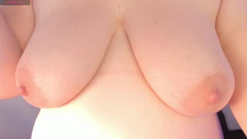 Snapshot of naty__mature_ chatting on June 17, 2026, 6:20 pm Nataly online show from June 17, 2026, 6:20 pm