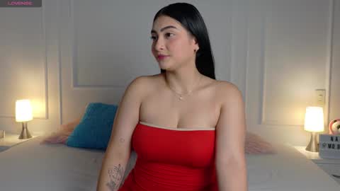 Snapshot of naty_model25 chatting on March 5, 2026, 1:40 pm naty_model25 online show from March 5, 2026, 1:40 pm