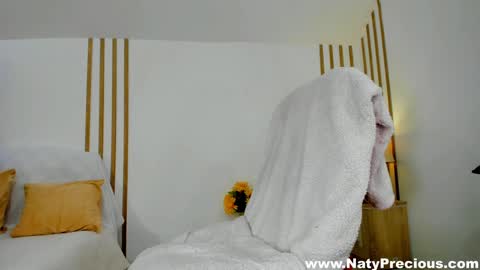 NatyPrecious online show from January 8, 2025, 3:17 pm