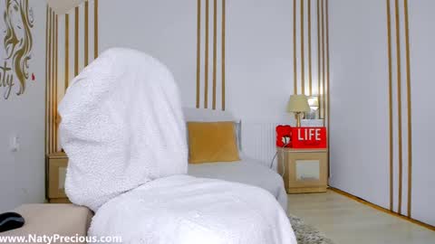 NatyPrecious online show from February 12, 2025, 1:59 pm