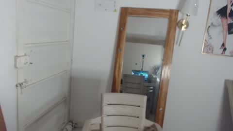Snapshot of natzumi_mcqueen chatting on July 19, 2026, 1:37 pm Stella Mcqueen online show from July 19, 2026, 1:37 pm