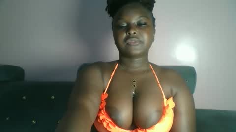 Snapshot of naughti_garlie chatting on May 12, 2026, 6:27 pm naughti_garlie online show from May 12, 2026, 6:27 pm