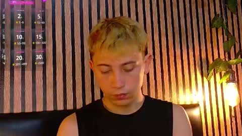 Christopher  Chris online show from February 12, 2025, 12:12 pm