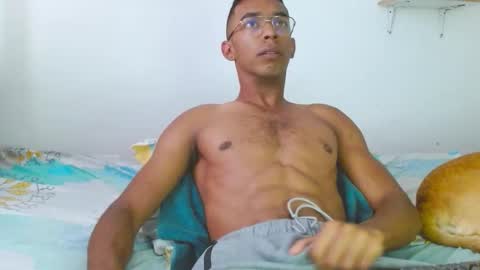 naughty_ares online show from December 20, 2025, 12:23 pm